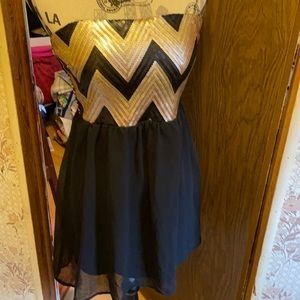 NWT My Michelle size 11  strapless dress black with gold sequins has side zip